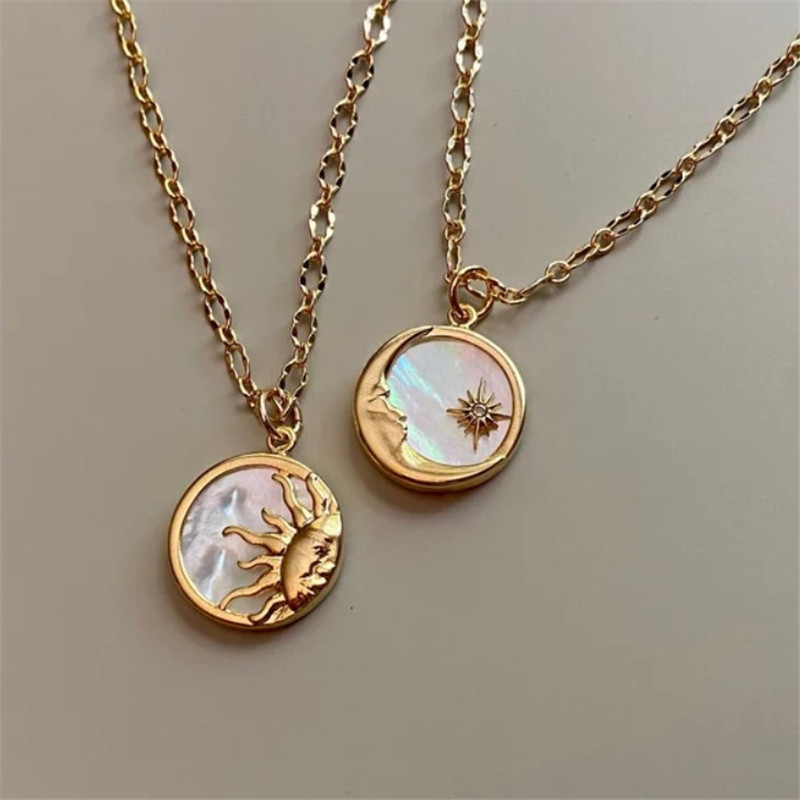 Ethnic Style Sun And Moon Totem Stainless Steel Inlay Natural Fritillary Pendant Necklace display picture 3