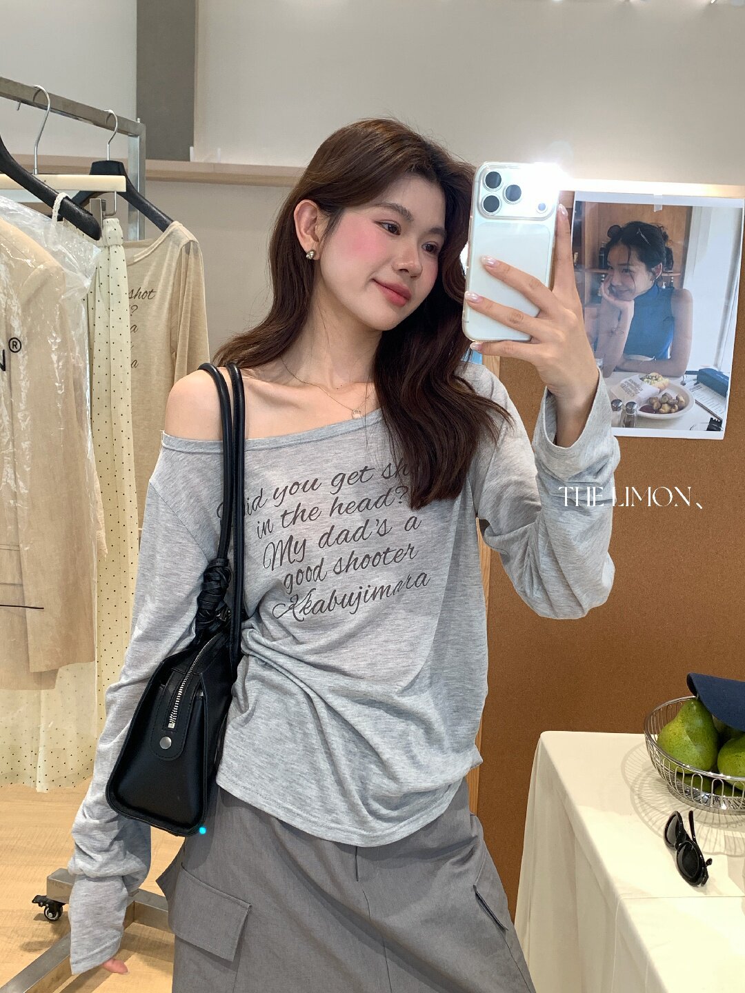 Áo thun nữ tay dài cổ tròn in chữ, phong cách Hàn Quốc, chất liệu cotton thoáng mát — màu đen, màu trắng, màu xám, màu vàng chi tiết 18