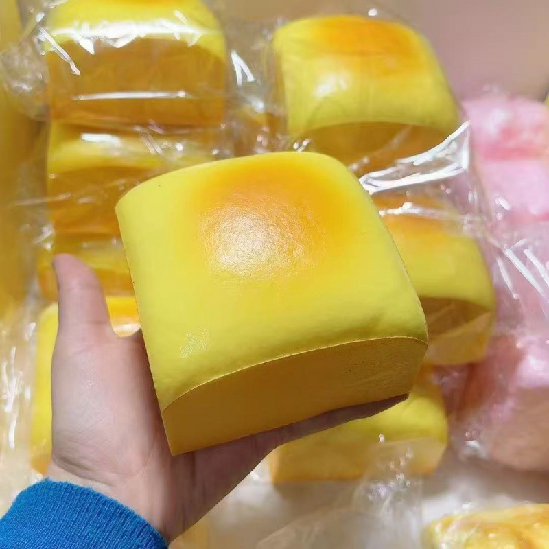 Inventario transfronterizo super húmedo suave rebote lento barra de mantequilla de rebote lento pellizco juguete de descompresión de los estudiantes