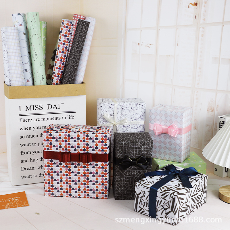 Moda simple de alta gama cumpleaños Día de San Valentín Regalo De estudiante regalo caja de regalo papel niños y niñas japonés papel de regalo hecho a mano