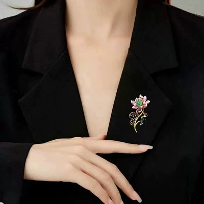 High-End Suit Clothing, Yaxa sancaqları