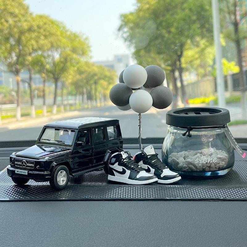 Big Black Big G + Panda Shoes + Grey Ball + Boiling Seat + Pad