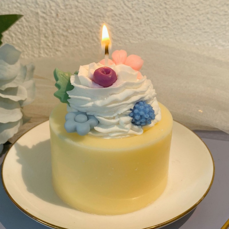 INS crema pastel de fresa aromaterapia vela galleta cumpleaños nicho avanzado regalo creativo romántico dormitorio caja de regalo