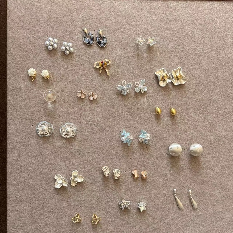 Autumn and Winter New Style S925 Sterling Silver Needle Pearl Earrings for Women, Versatile Simple Earrings, Niche Design Earrings, Earrings