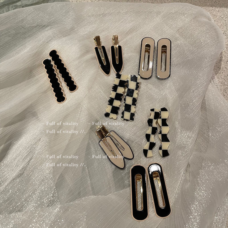 Ins wave checkboard hair clip duckbill side clip bangs clip black and white grid side clip retro bangs hair accessory