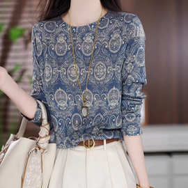 一件代发长袖印花时尚春秋季圆领女打底衫上衣中老年女装碎花小衫