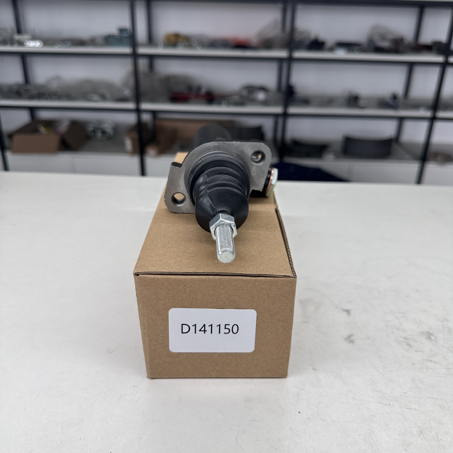 D141150 182445A1 D143162 Is Suitable for Case 580L 580m Brake Master Cylinder