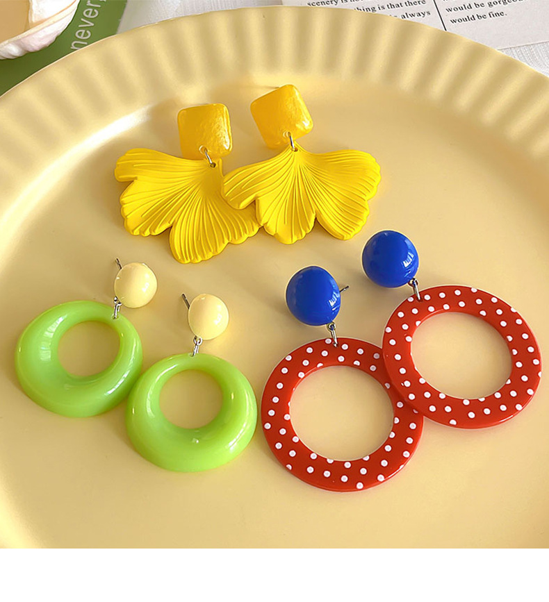 Alloy, Resin Material 1 Pair Cute Sweet Geometric Alloy Resin Drop Earrings Ear Studs