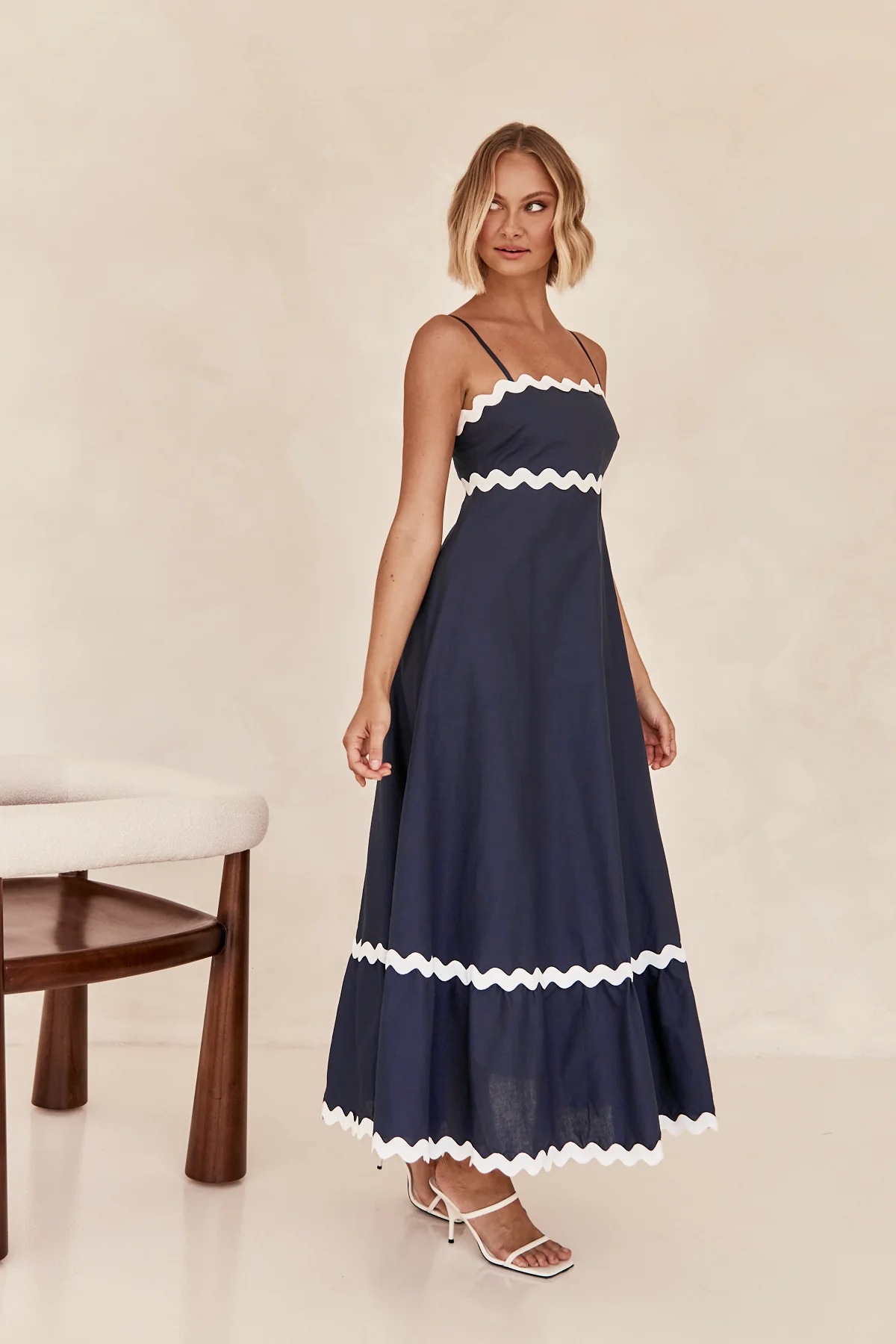满天星辰 抹胸吊带花边连衣裙 Starry Sky Lace Trim Strapless Spaghetti Strap Dress