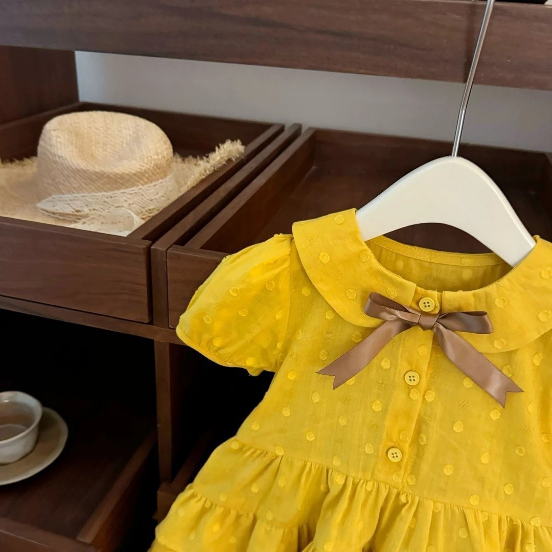 [Xianning Seven] ¡Súper blanco! Vestido de princesa de pastel de jacquard de lunares amarillos de estilo universitario dulce de bebé coreano