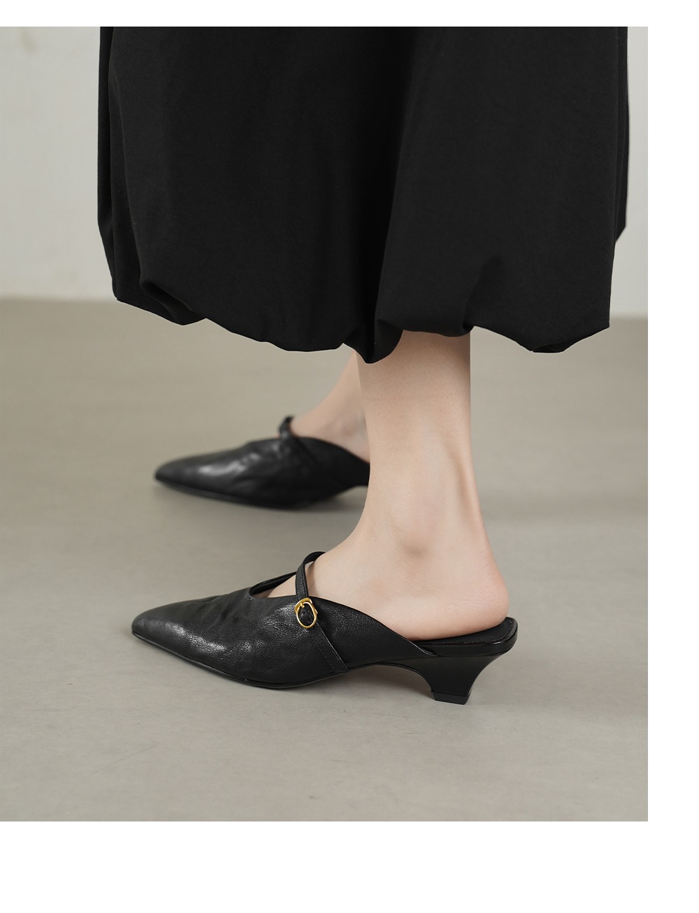Giày mule nữ da cừu mũi nhọn quai ngang gót thấp — đen chi tiết 11
