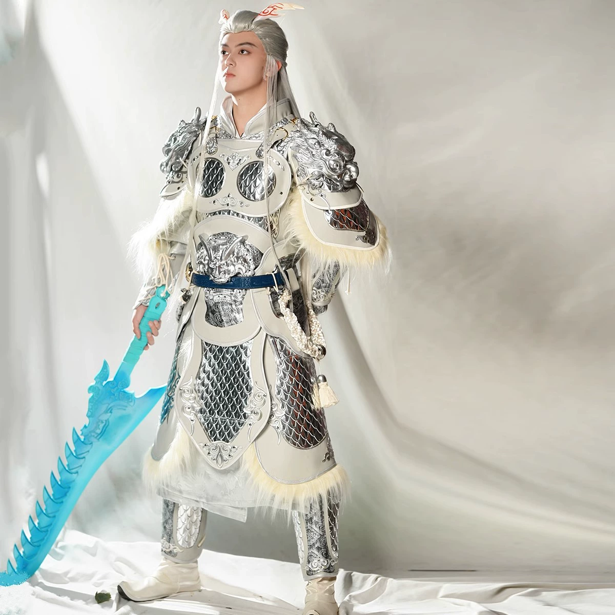 Одежда Ao Bing Arms COS Одежда