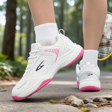 ��ë��Ь�ļ��W��͸����ĥ���Ȼ��\��Ь��Ů��HЬ