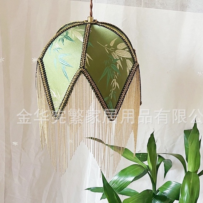 Xiaohongshu DIY Pantalla de lámpara retro Hoja de bambú Paquete de material bordado a mano Pantalla de lámpara decorativa Marco de hierro de esquina afilada Borla Phnom Penh