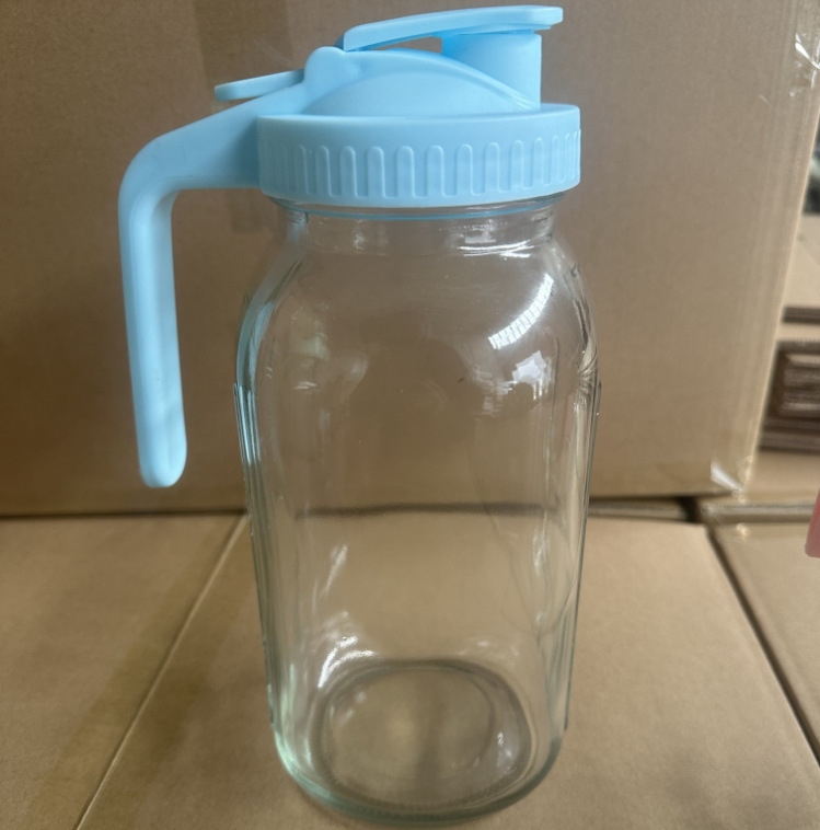 Amazon 64oz Mason fría botella de agua fría botella de bebida 32oz con escala botella de bebida de vidrio conjunto de filtro de café