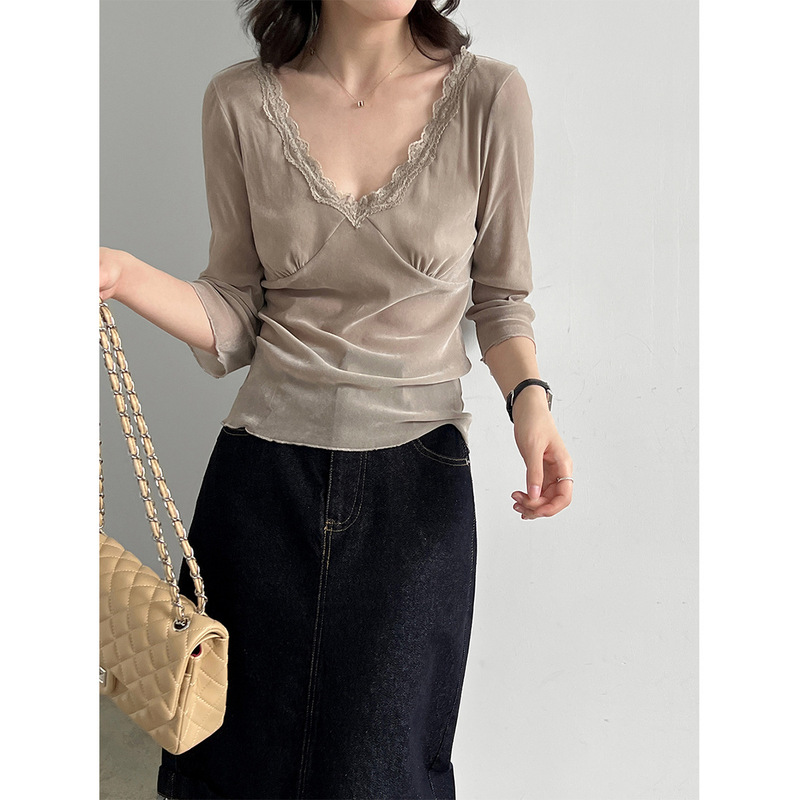 Luxi Velvet Lace Patchwork V-Neck Three-Quarter Sleeve Blouse for Women, Autumn 2026, Stylish T-Shirt, Korean Style Top 21117