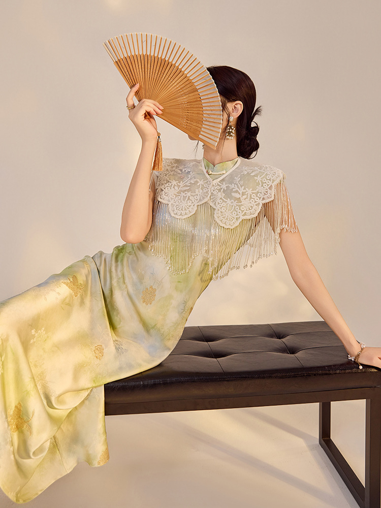 Váy Qipao cải tiến cao cấp phong cách Trung Quốc mới, in họa tiết tinh tế, cổ đứng ôm sát N5008 — Hiển thị màu xanh