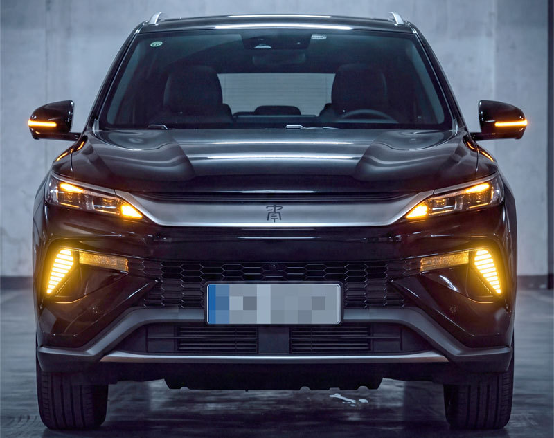 Suitable for 25-26 models of BYD Song Pro Dmi, LED daytime running lights, modified LED fog lights, special front bumper decorative lights