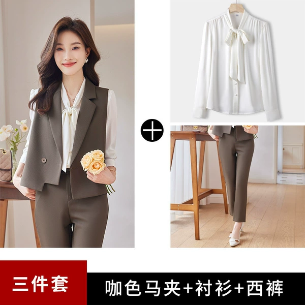 Colored vest, trousers, shirt