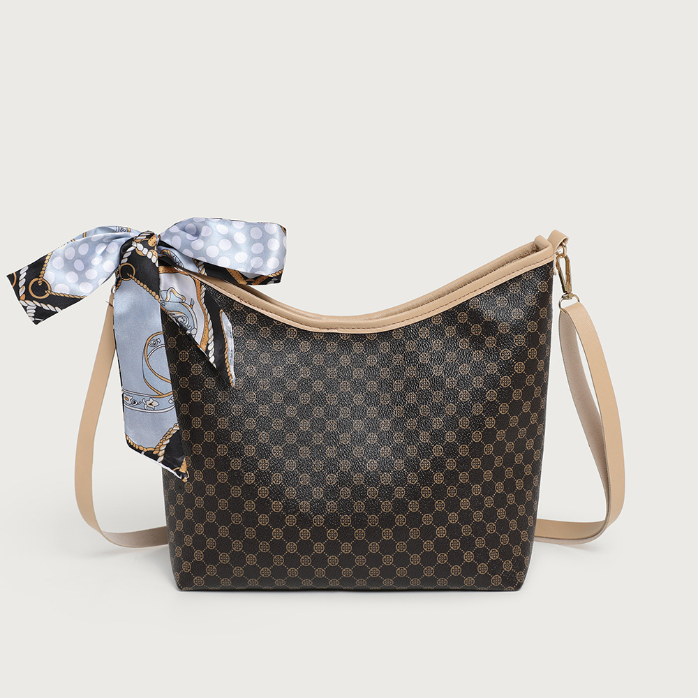 Bolso de moda transfronterizo de gran capacidad 2025, nuevo retro retro flor de un hombro mochila, bolso de mano de alta calidad