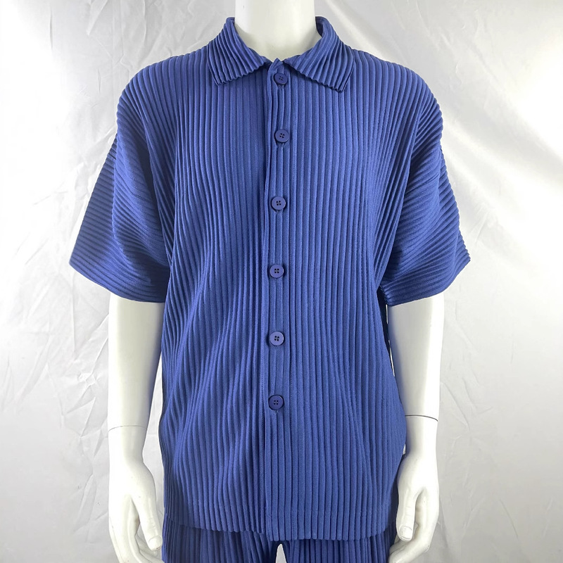 Miyake Style Pleated Short-sleeved Shirt Men's Top Short-sleeved Summer Thin Loose Casual Jacket JJ122 Miyake Style Pleated Short-sleeved Shirt Men's Top Short-sleeved Summer Thin Loose Casual Jacket JJ122