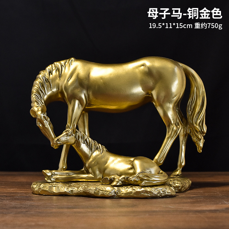 人気の馬の像、軽くて豪華な家の装飾品、リビングルームのエントランスホールのテレビキャビネットの装飾、幸運の馬年工芸品