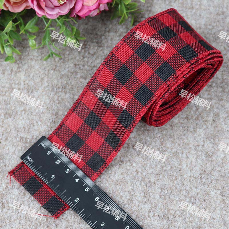 길이 1.8 m * 폭 4.9cm (빨간색과 검은 색 격자 무늬)