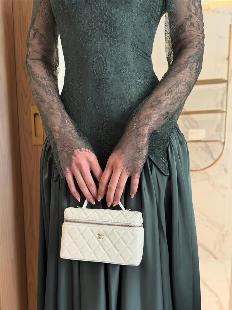 2026 nuevo vestido de noche de pecho francés de mangas largas de encaje de satén delgado vestido verde image 4