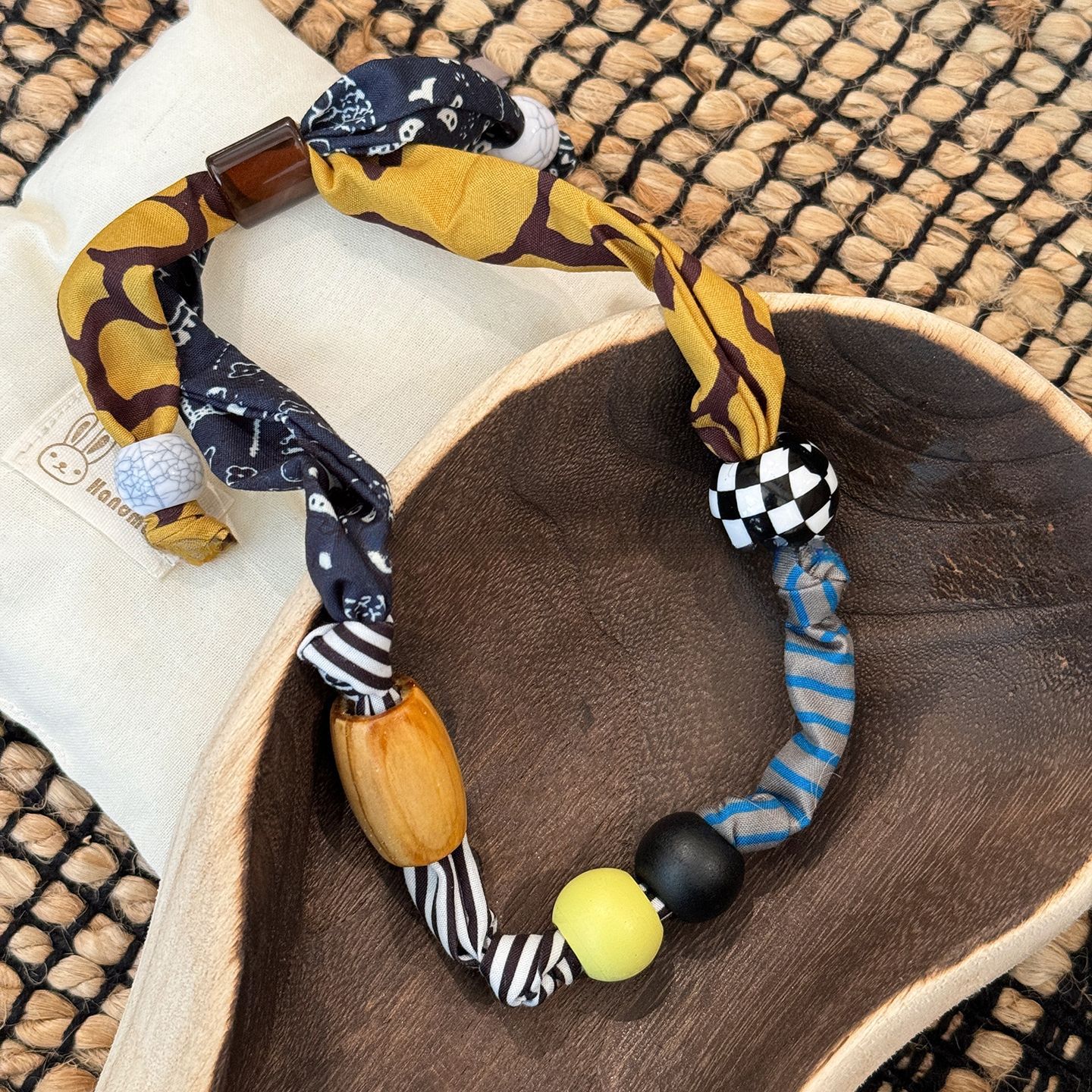 布艺印花亚克力木珠爱心吊坠项链民族风锁骨链个性小众设计感项饰详情7