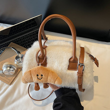 ���së�qС����Ů2025�＾�¿�μ���r��С������nϵëë�����