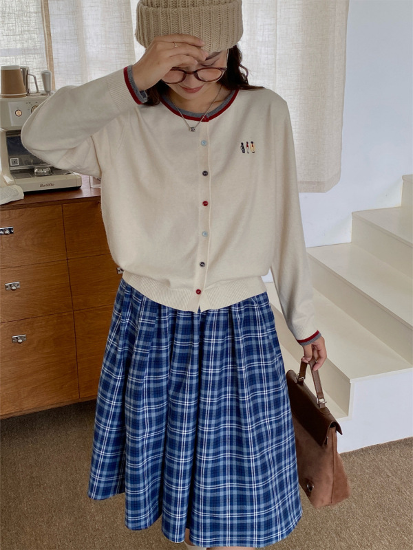 日系秋季甜美减龄撞色圆领针织衫宽松百搭休闲彩扣长袖开衫女ZEZ|undefined