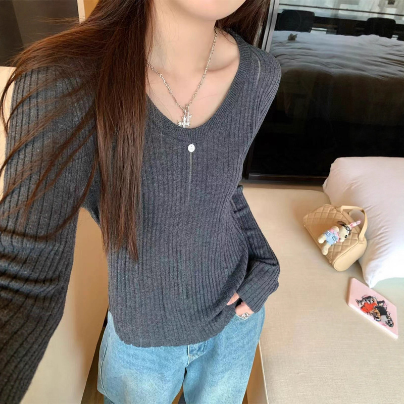 别致气质修身打底衫女早秋纯欲低领毛衣高级感内搭长袖针织衫上衣|undefined