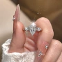 日常女士仿真梨形钻戒