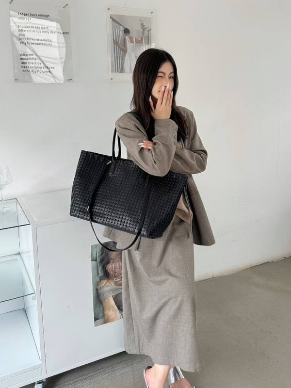 网红编织大包欧美时尚大容量手提托特包镂空质感通勤腋下包|undefined