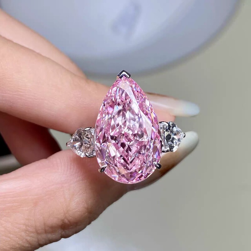 Sparkling Pear-Shaped Large Pink Diamond Ring for Women, Wealth-Attracting, Exquisite Autumn and Winter Atmosphere Ring, High-End Trendy Exquisite Hand Accessory