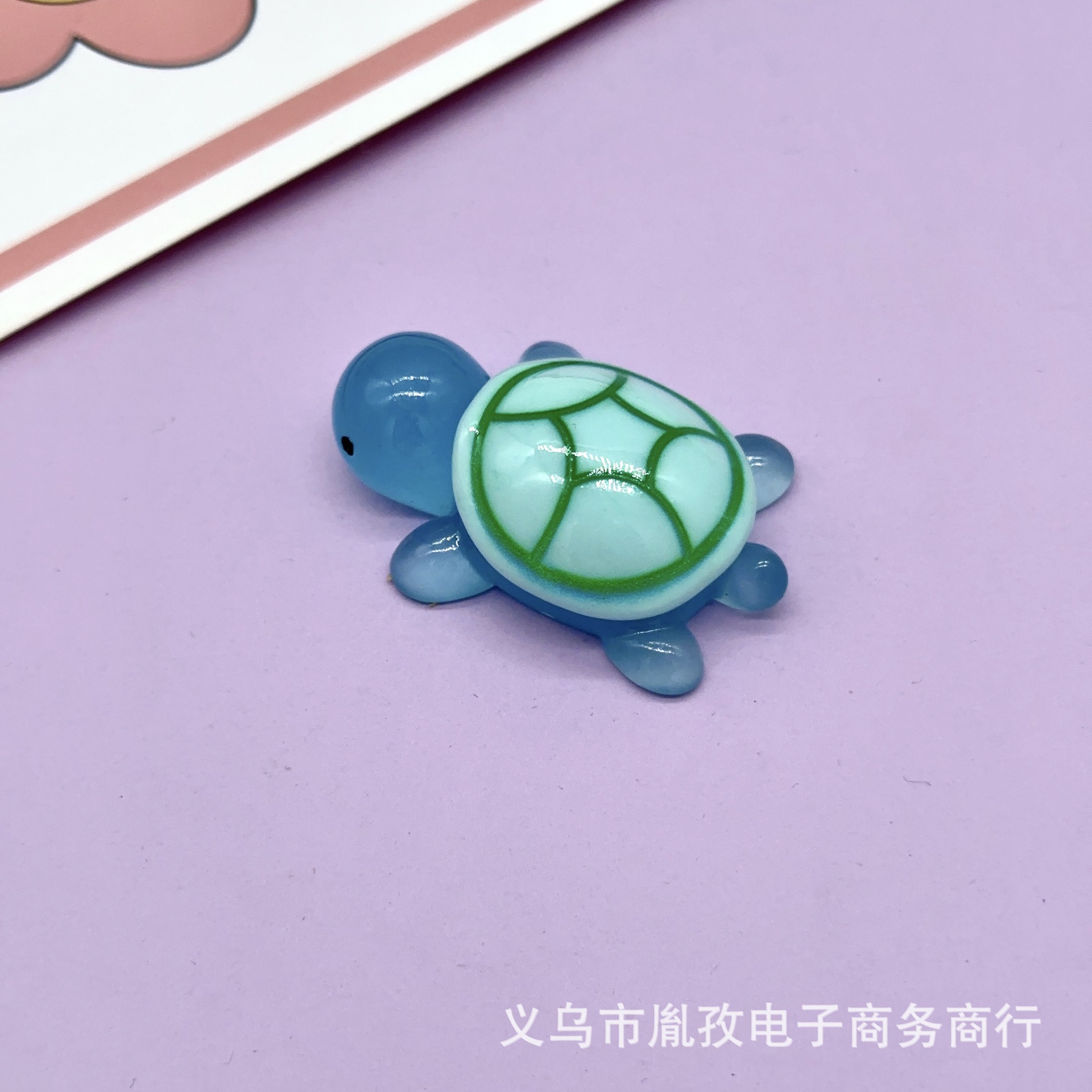 Caricatura estereoscópica tortuga de luz nocturna para tocar DIY accesorios de joyería puede hacer bolsas ciegas creativas en vivo lotes de ventas calientes