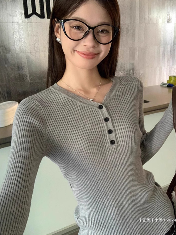灰色V领针织衫内搭女秋冬小众设计感修身显瘦长袖打底衫毛衣上衣|undefined