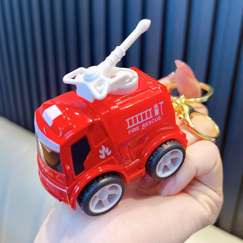 Aleación combinación Jeep Tire hacia atrás modelo de coche llavero bicicleta colgante creativo motocicleta bolsa llavero