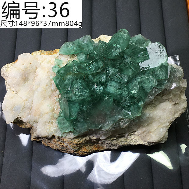 Madagascar Natural Sunlight Green Fluorite Raw Stone Specimen Color Change Green Mineral Crystal 31 sup