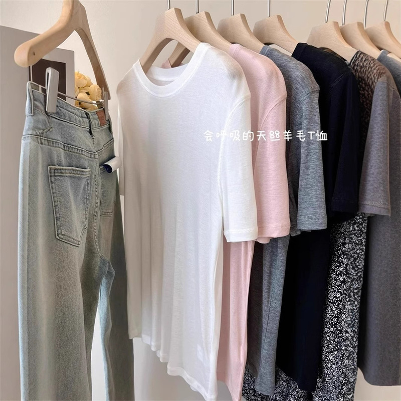 Korean New Nuojiji Fabric Is so Comfortable. Wool Round Neck Slimming Look Short-Sleeved T-Shirt Women's Tencel Mask Tee Korean New Nuojiji Fabric Is so Comfortable. Wool Round Neck Slimming Look Short-Sleeved T-Shirt Women's Tencel Mask Tee