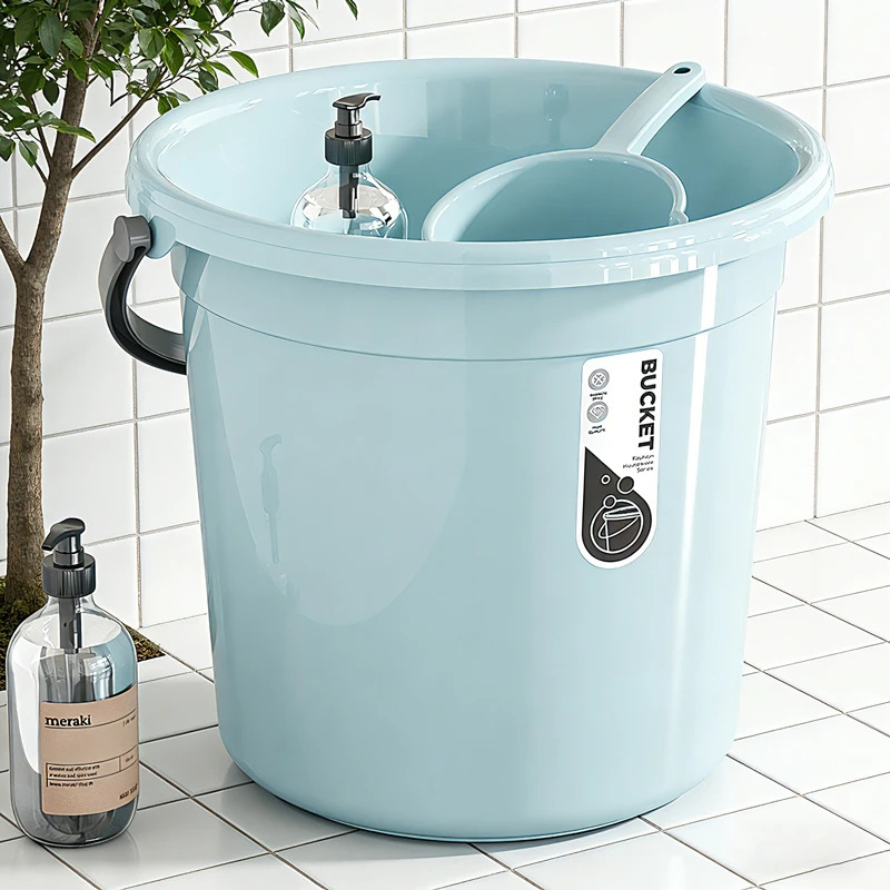 Portable Household Bucket for Students' Dormitories, Multi-Purpose Plastic Bucket for Laundry, Bathing, and Water Storage Portable Household Bucket for Students' Dormitories, Multi-Purpose Plastic Bucket for Laundry, Bathing, and Water Storage