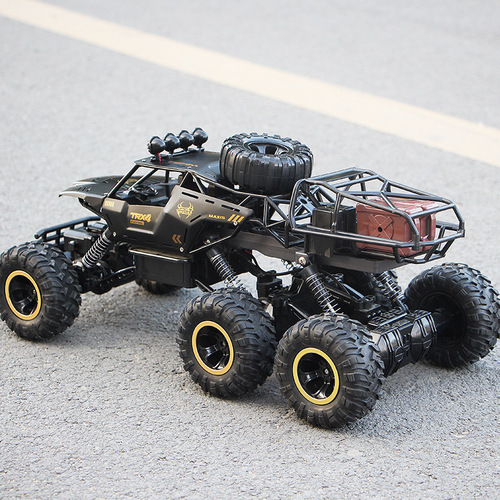 Extra large alloy four-wheel drive off-road vehicle charging high-speed six-wheel climbing car children's toy boy remote control car