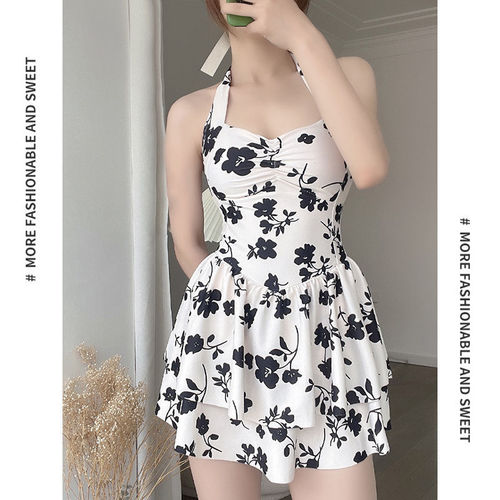 Bikini for women, fashion, body-con, one-piece bandeau swimsuit, conservative, covers belly, slimming, sexy swimsuit, wholesale