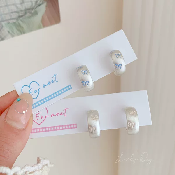 Korean-Style Fresh and Sweet Oil-Drip Brushed Bow C-Shaped Hoop Earrings for Women with Silver Needles, Ins-Style Exquisite Versatile Earrings
