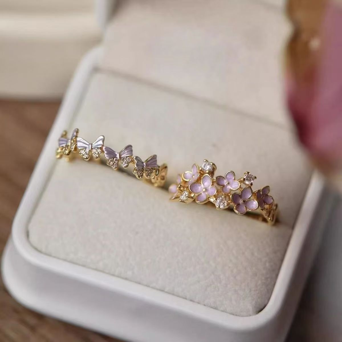 軽奢氷河超白ジルコンブルーリング女性向けニッチデザイン人差し指リングシンプル高級感指輪卸売