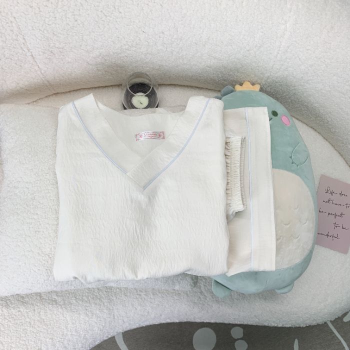 Vietnam transfronterizo transmisión en vivo estilo caliente verano con cuello en V nube pijamas de algodón pantalones de manga corta para mujer traje de servicio a domicilio para estudiantes de dibujos animados