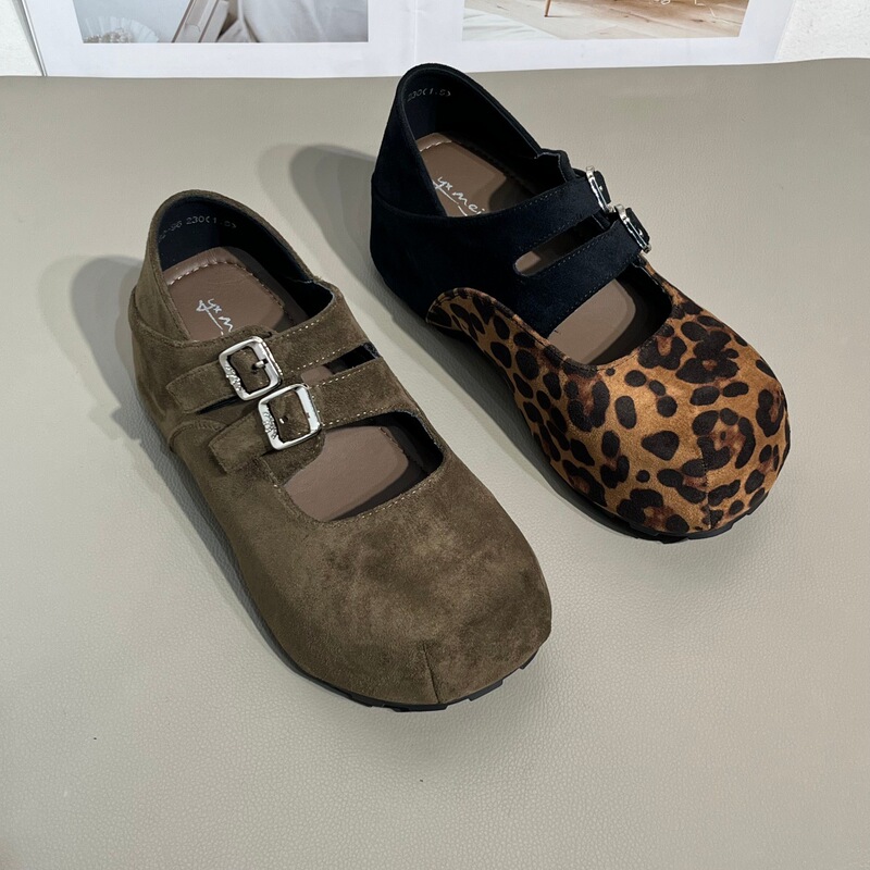 Thick-soled, height-increasing, full-coverage Birkenstock-style women's shoes, 2026 autumn new model, Mary Jane two-way wear loafers, casual women's shoes Thick-soled, height-increasing, full-coverage Birkenstock-style women's shoes, 2026 autumn new model, Mary Jane two-way wear loafers, casual women's shoes