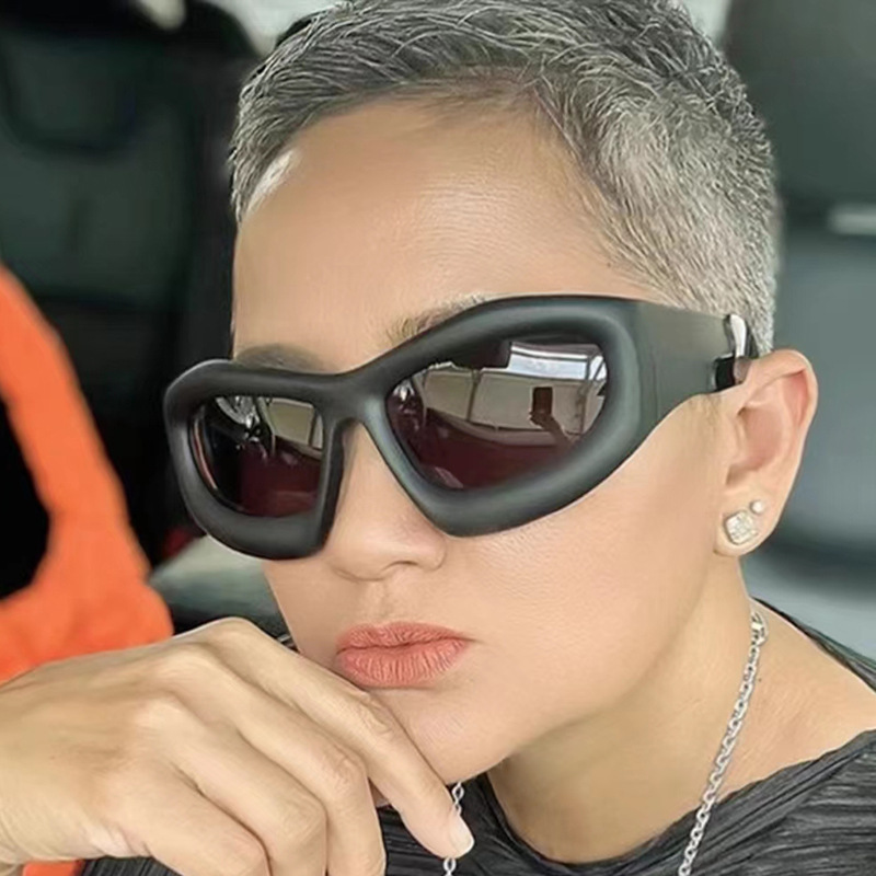 Y2K Exaggerated Solid Color Ac UV400 Protection Special-Shaped Mirror Full Frame Women's Sunglasses display picture 3