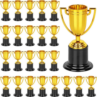 Kindergarten party honor golden small trophy toy children's award plastic trophy mini props factory wholesale