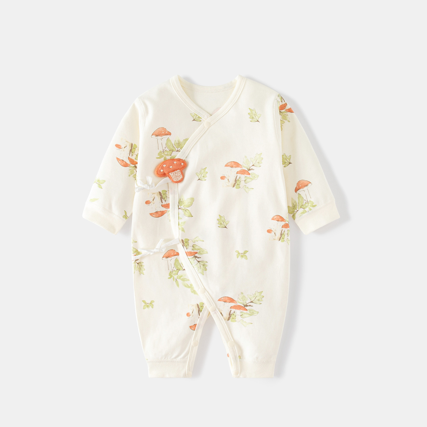 Ropa de bebé recién nacido primavera y otoño nacido algodón 0 delgado marzo monje bottom harpa recién nacido bata bata